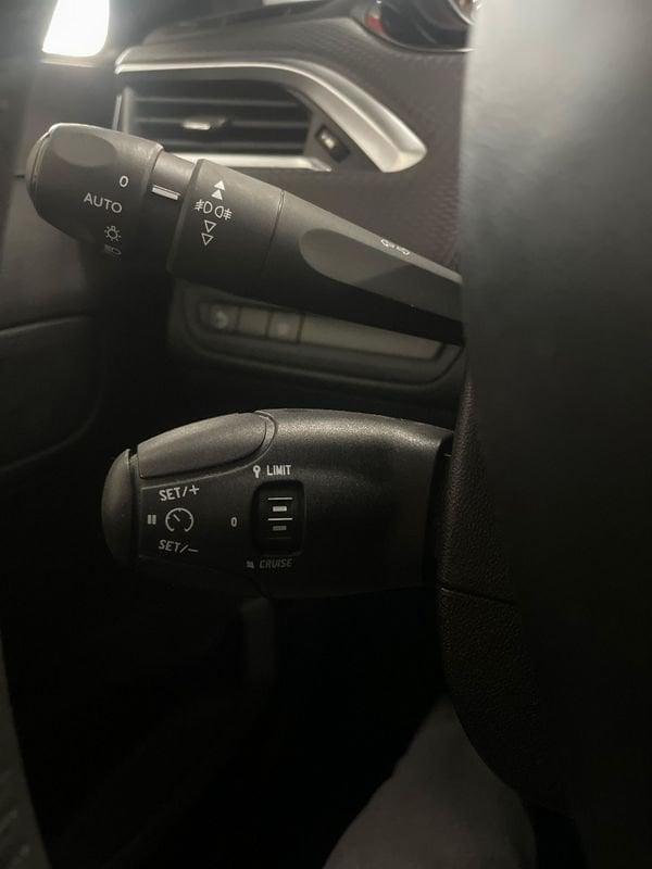 Peugeot 2008 PureTech 82 S&S Style