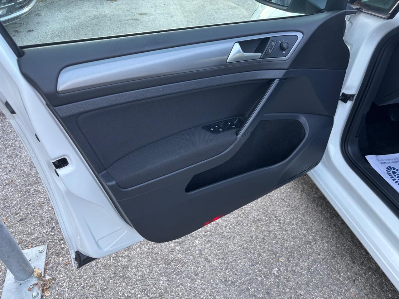 Volkswagen Golf 1.2 TSI 85 CV 5p. OK NEOPATENTATI