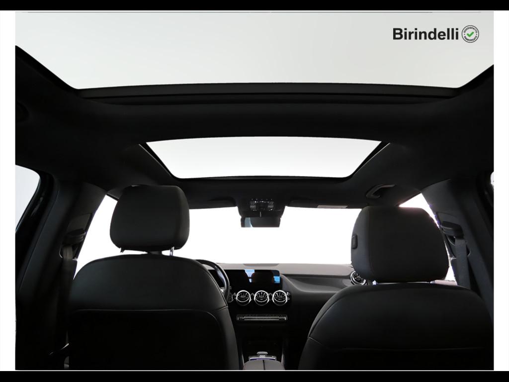 Mercedes-Benz GLA (H247) - GLA 200 d Automatic 4Matic AMG Line Premium Plus