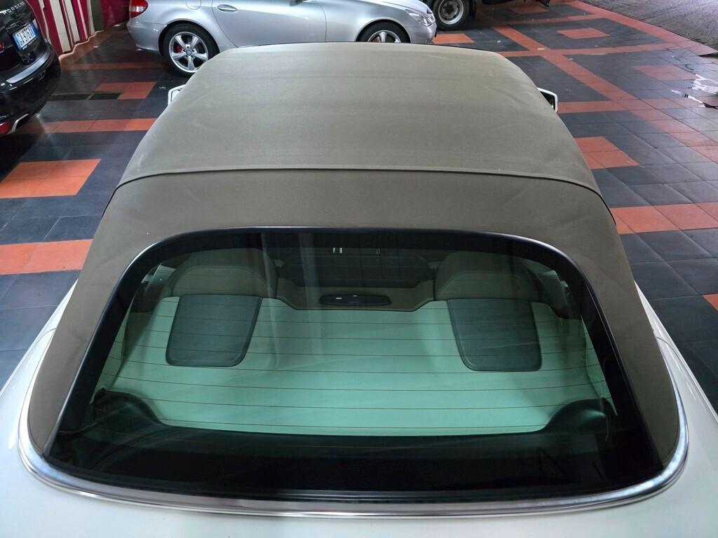 Mercedes-benz E 250 CGI Cabrio BlueEFFICIENCY Avantgarde BOOK SERVICE