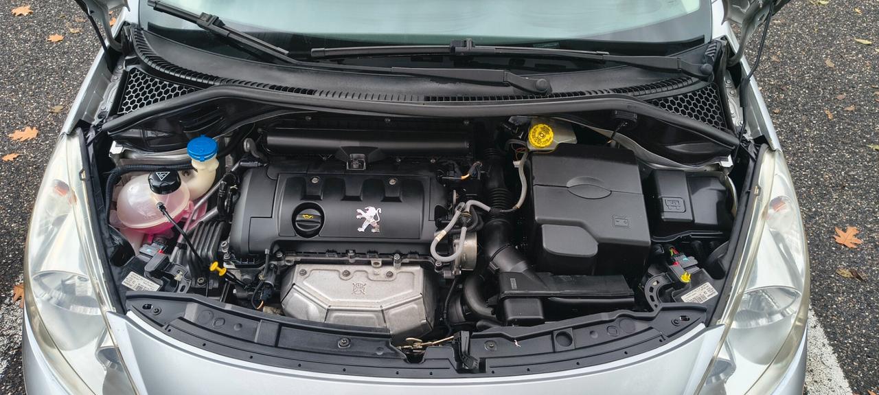Peugeot 207 1.4 VTi 95CV 5p. X Line