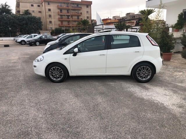 Fiat Punto Evo Punto Evo 1.3 Mjt 75 CV DPF 5 porte S&S Dynamic OK NEOPATENTATI