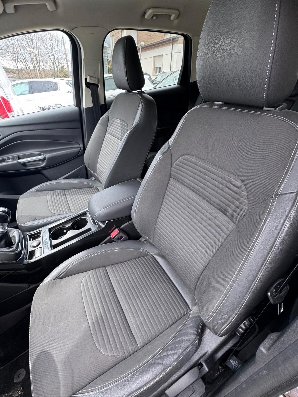 FORD KUGA 2.0 TDCI 150 4WD TITANIUM 2018