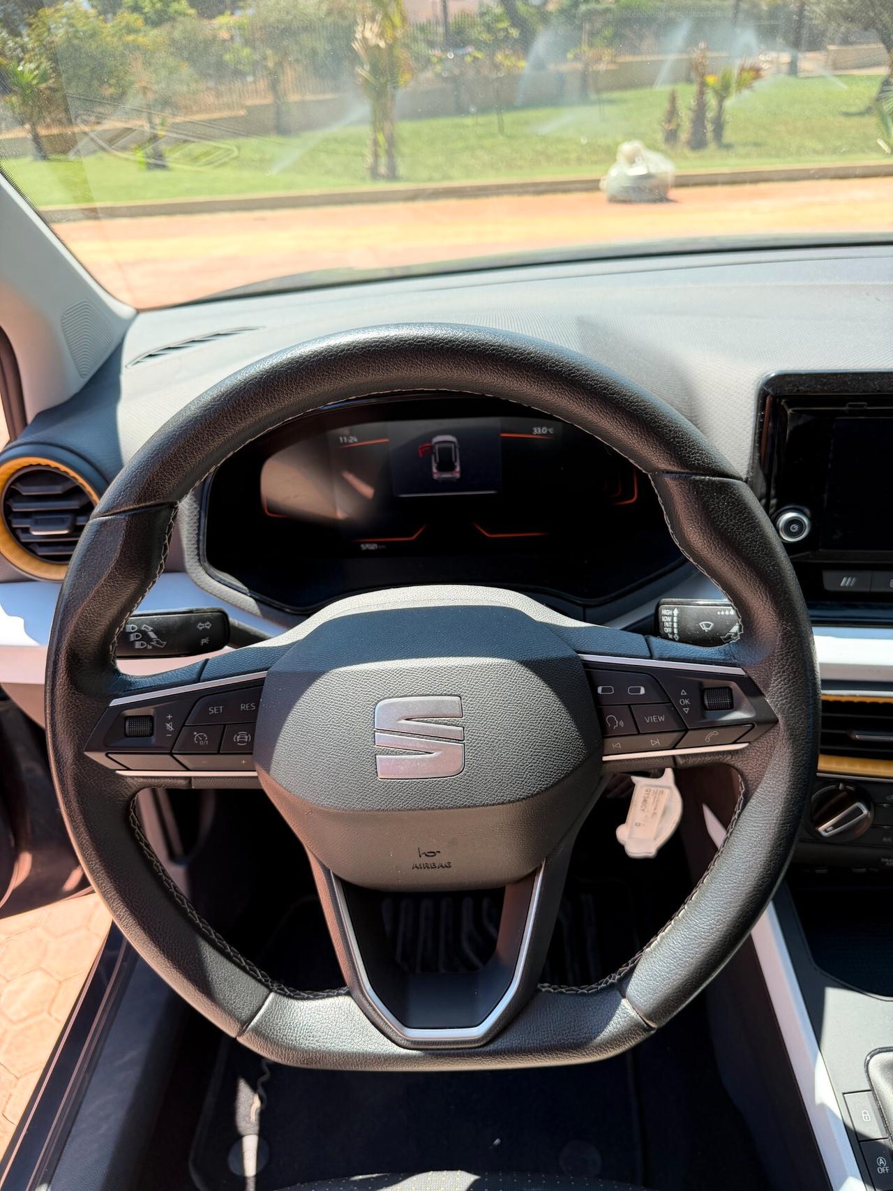 SEAT Arona 1.0 EcoTSI Style Manuale - 2025 - 57.000 km - Nera