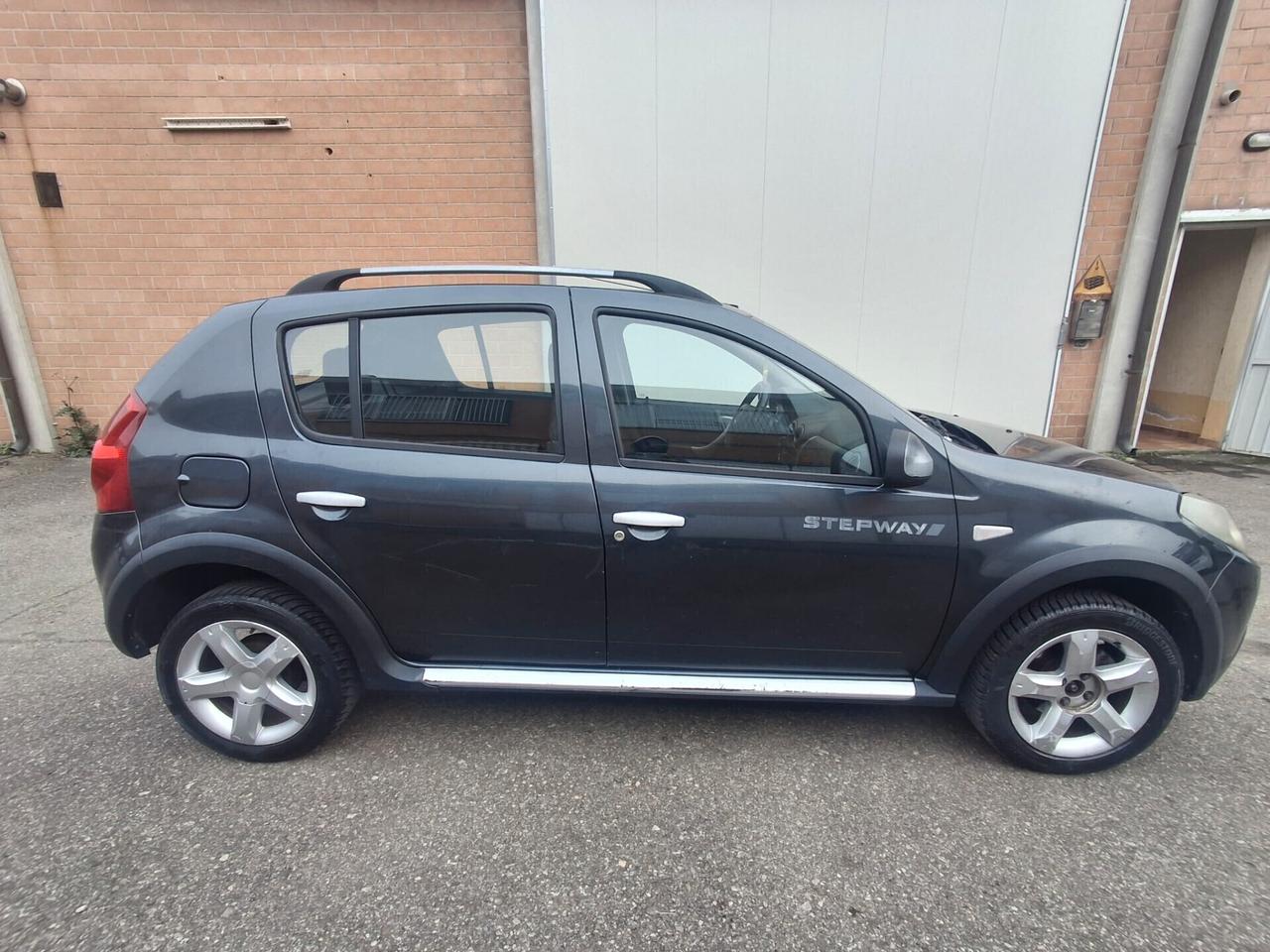 Dacia Sandero Stepway 1.6 8V GPL 85CV