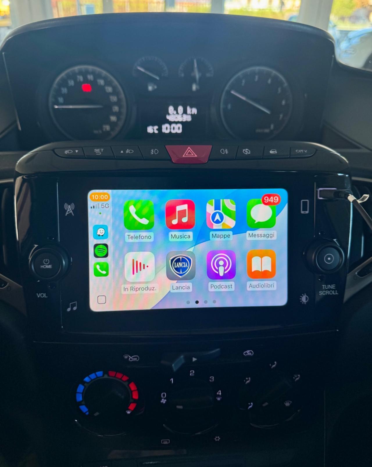 Lancia Ypsilon 1.0 FireFly 5 porte S&S Hybrid Gold