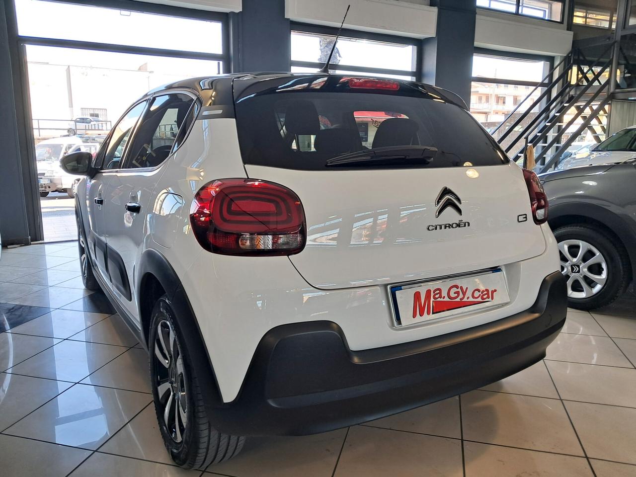 Citroen C3 PureTech 83 cv S Shine