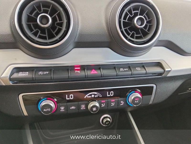 Audi Q2 30 TFSI S tronic Business