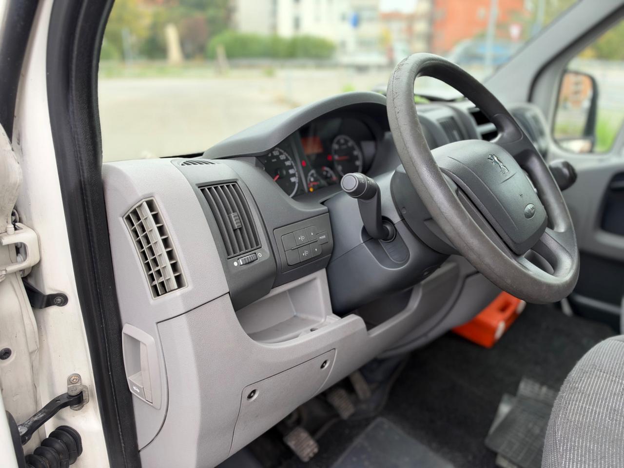Peugeot Boxer 333 2.2 HDI 120 PC-TN Isotermico