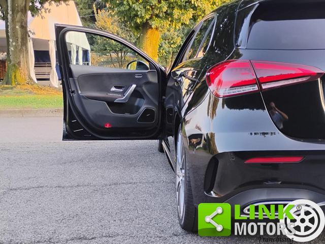 MERCEDES-BENZ A 220 Premium AMG