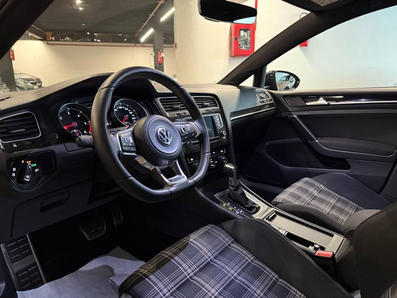 Volkswagen Golf GTD 2.0 TDI DSG 5p. BlueMotion Technology