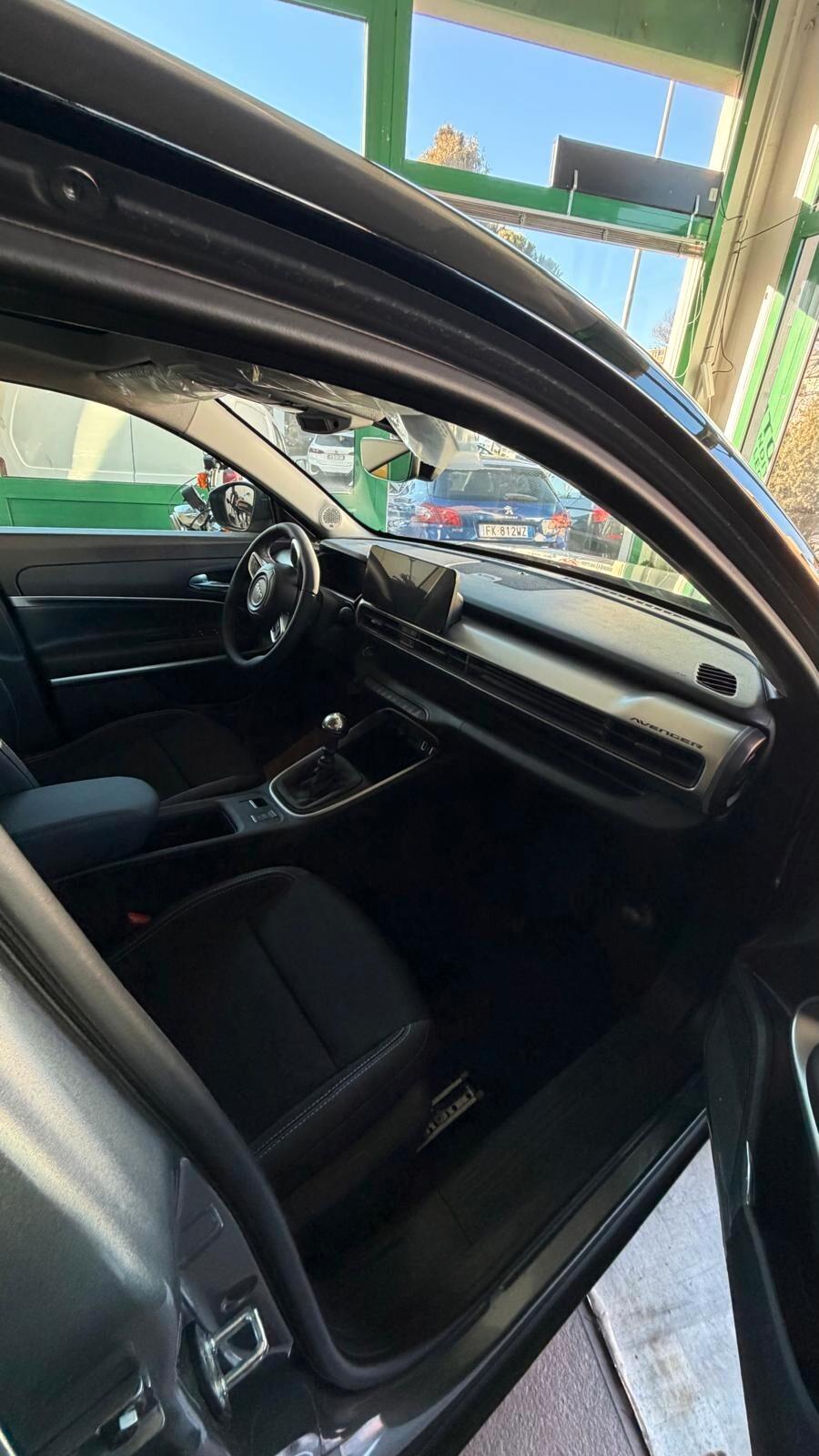 Jeep Avenger 1.2 Turbo 100 CV Summit