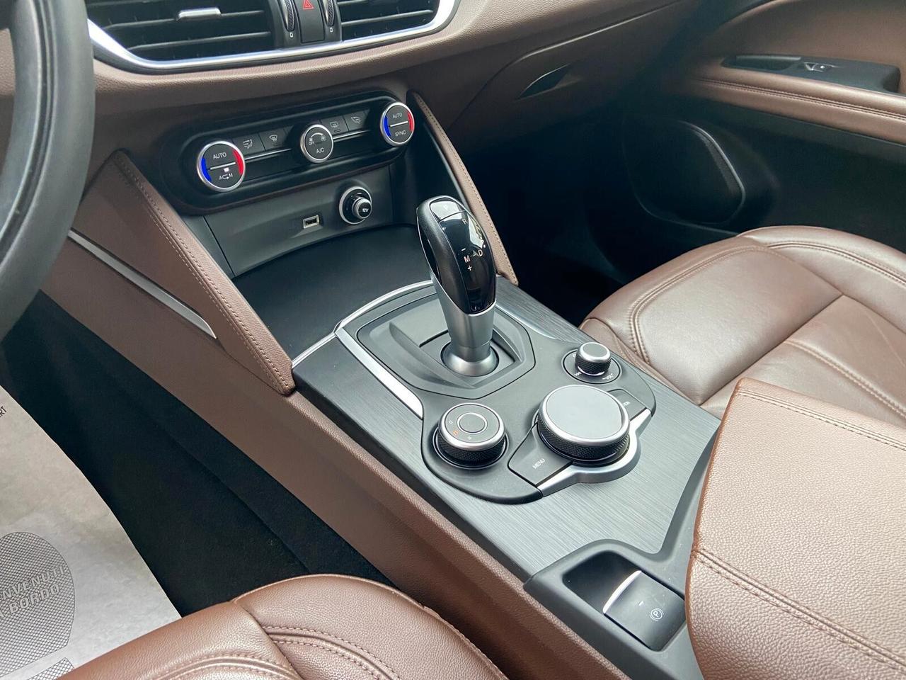 Alfa Romeo Stelvio 2.2 Turbodiesel 190 CV AT8 Q4 Executive