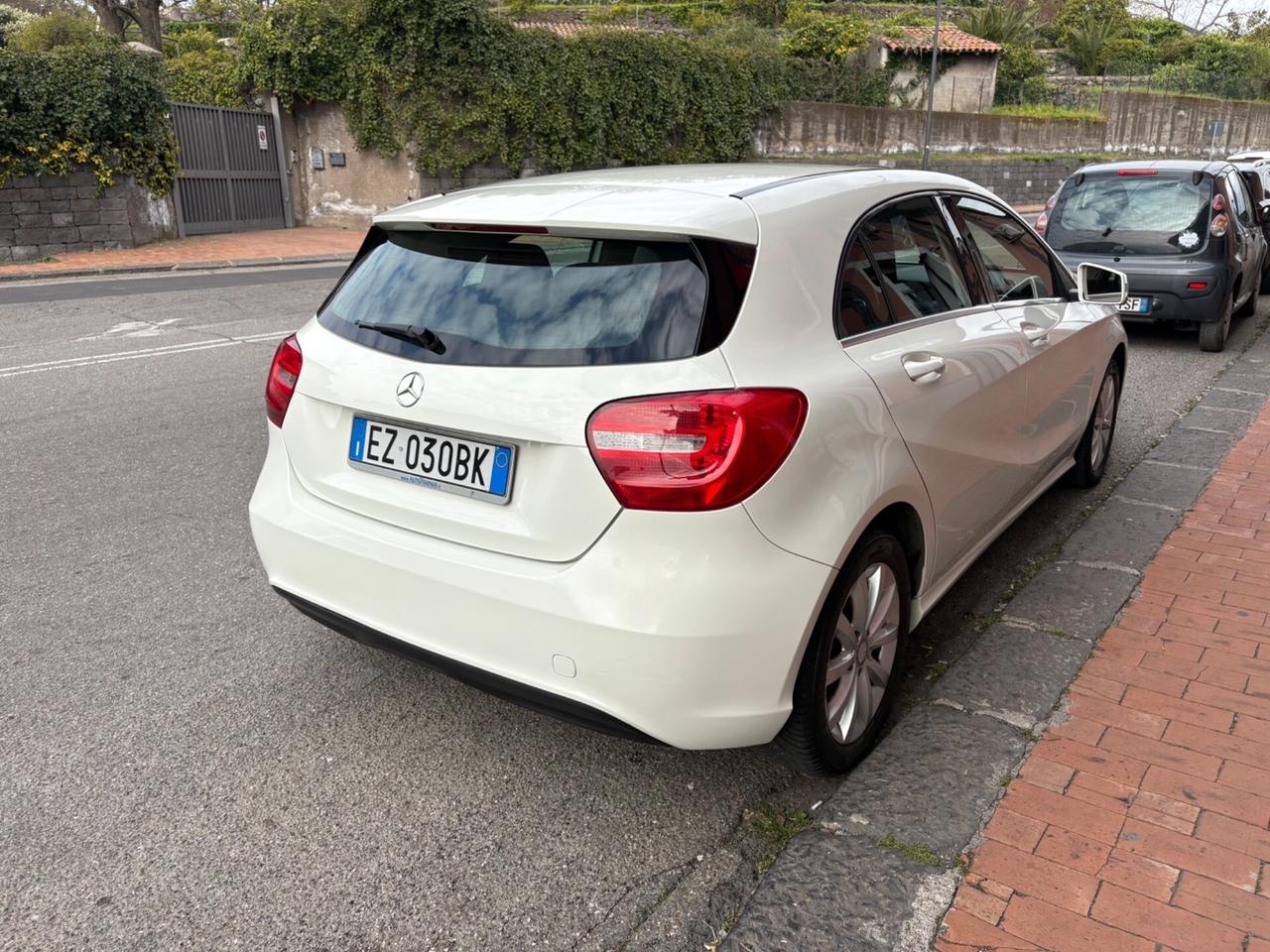 Mercedes-benz A 160 CDI Automatic Executive 2015