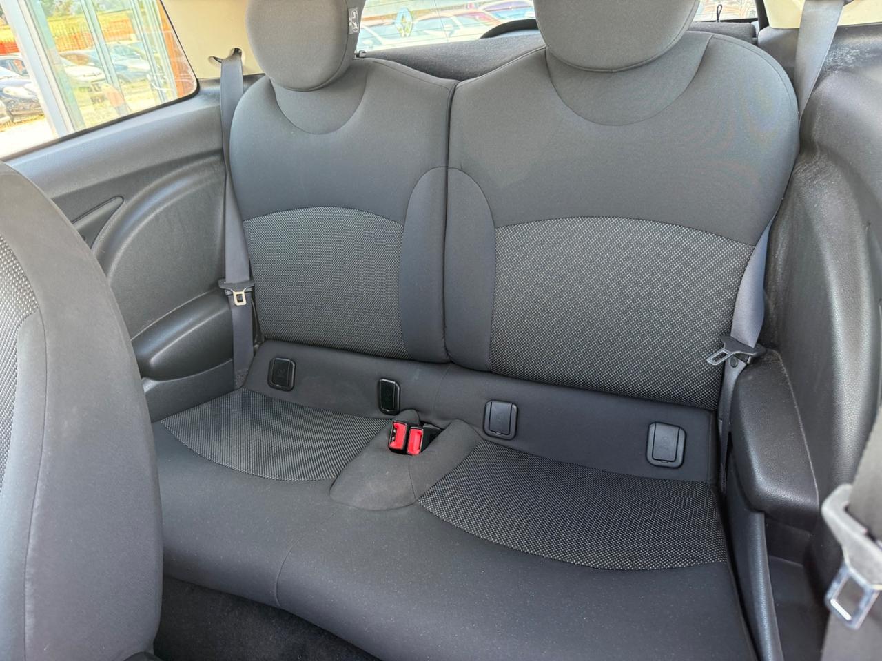 Mini 1.6 16V One D