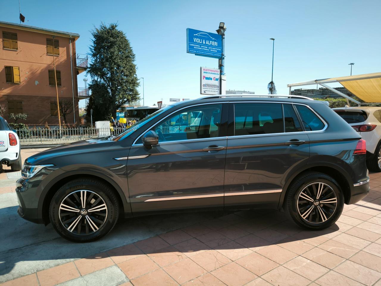 Volkswagen Tiguan 2.0 TDI 150 CV SCR DSG 4MOTION Elegance