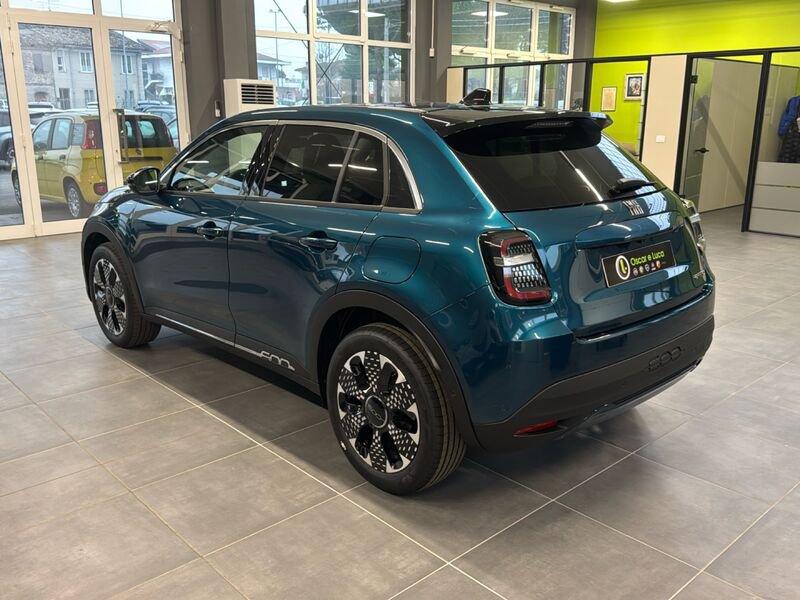 FIAT 600 Hybrid 110 CV DCT MHEV La Prima - PROMO