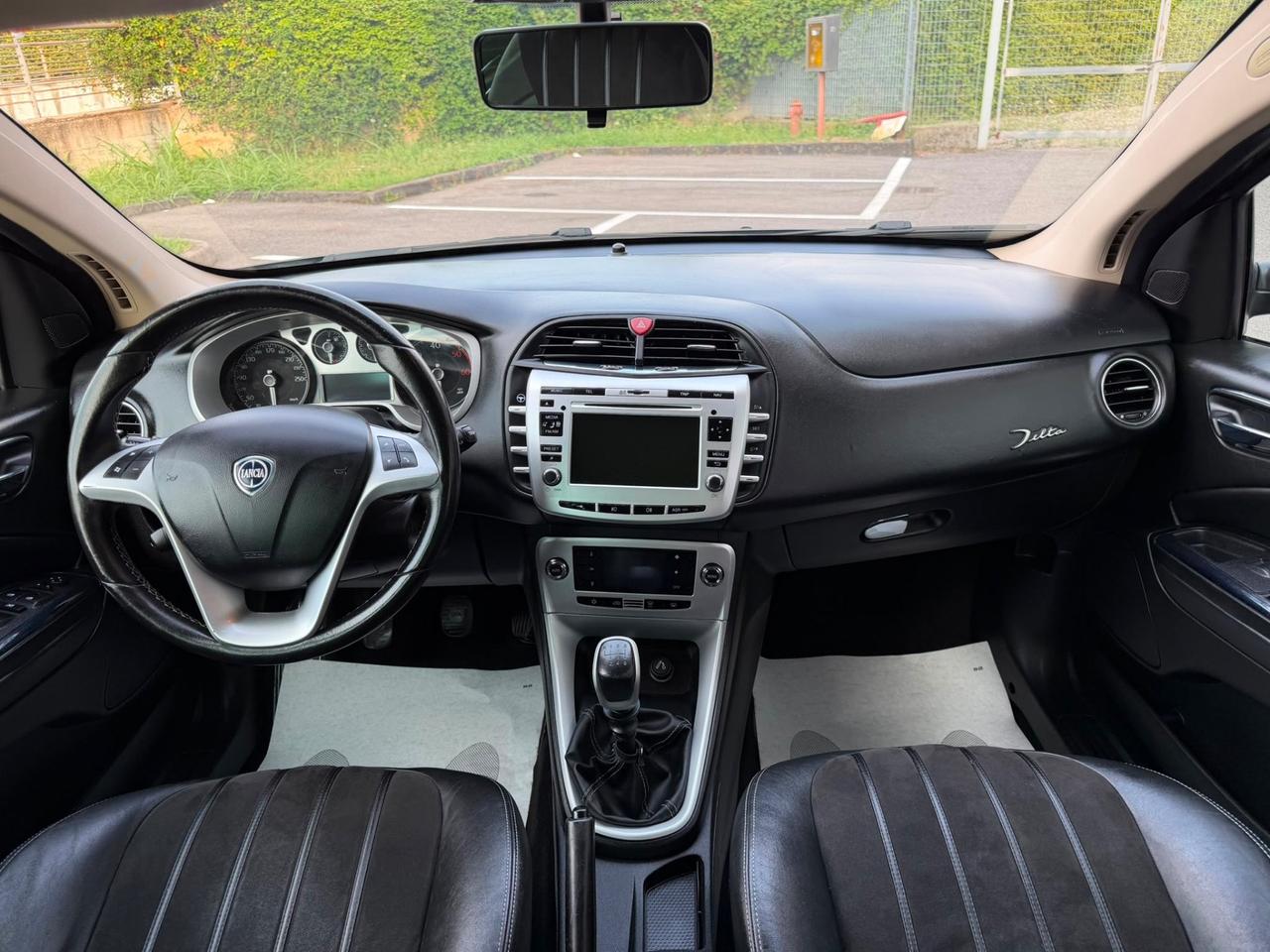 Lancia Delta 1.6 MJT DPF Silver