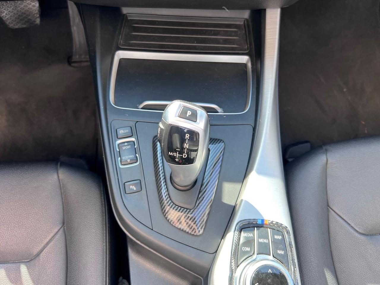 Bmw 218 Luxury Line 218d #5937