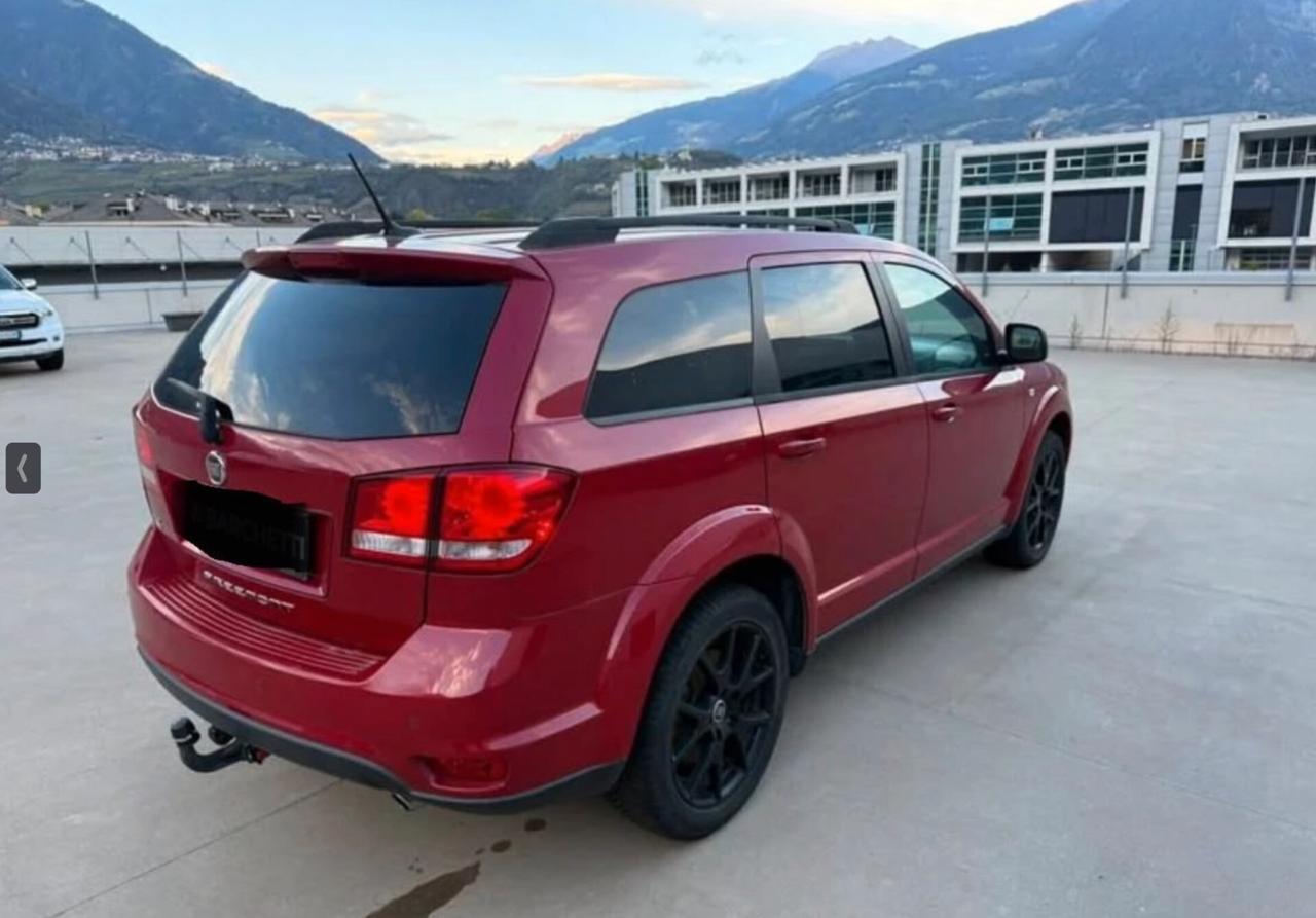 Fiat Freemont 2.0 Multijet II 170 CV AWD Automatico - Black Code (7 Posti)
