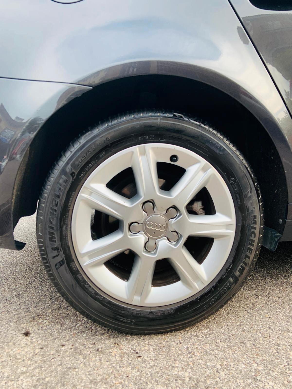 Audi A3 1.6 TDI 105CV