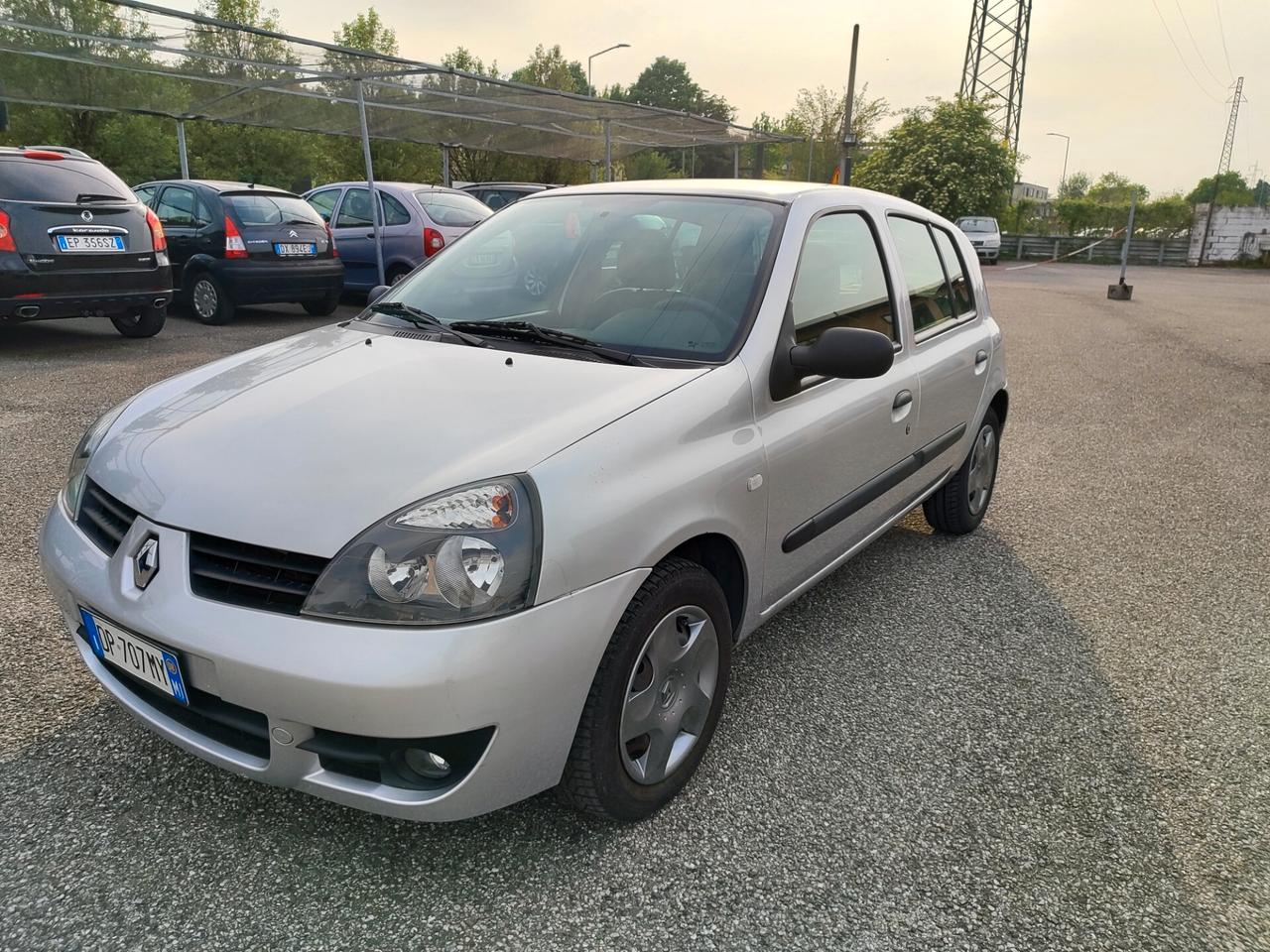 Renault Clio Storia 1.2 5 porte GPL Confort