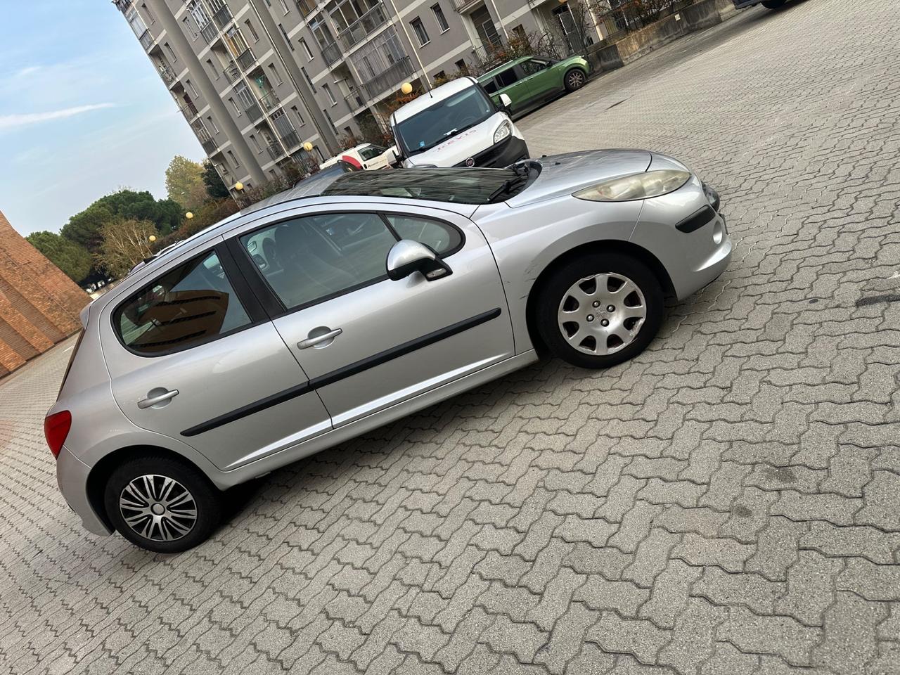 Peugeot 207 1.4 VTi 95CV 5p. Energie Sport