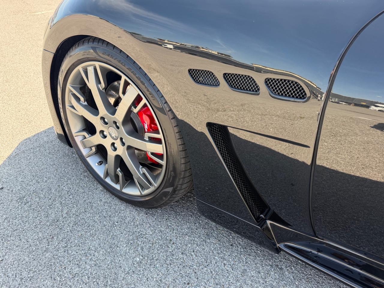 Maserati GranTurismo 4.7 V8 S kit MC Stradale f1