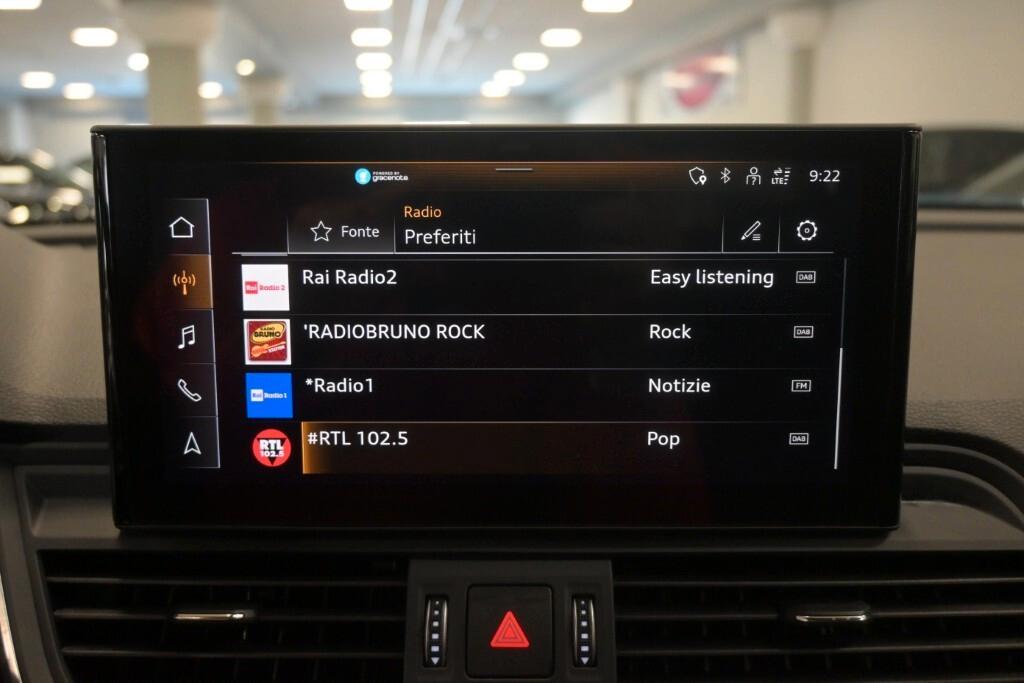 AUDI Q5 40 TDI 204CV S-TRONIC QUATTRO BUSINESS ( FARI LED - CLIMA TRIZONA - ADAPTIVE CRUISE - NAVI - PDC - CERCHI 18 )