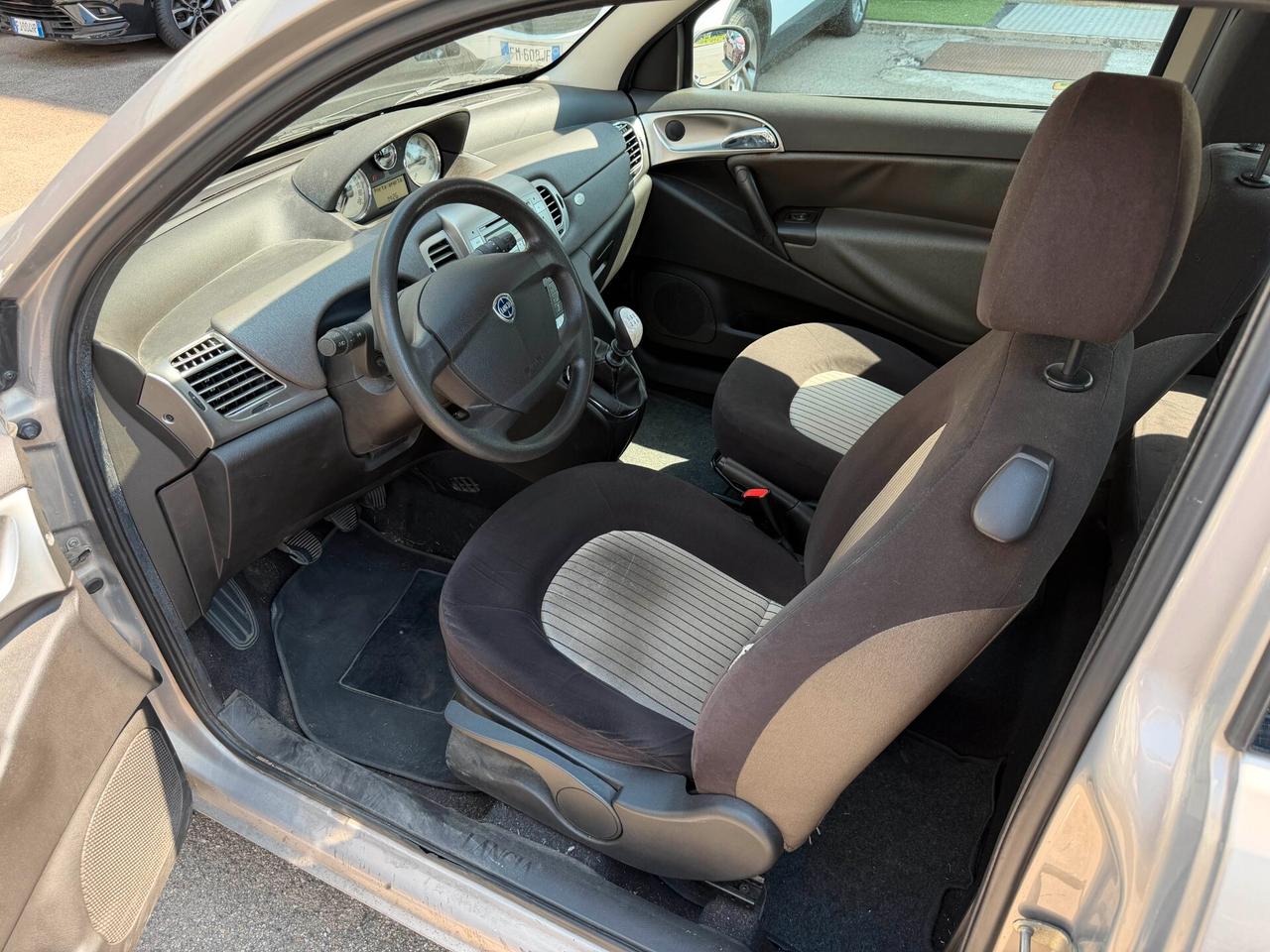 Lancia Ypsilon 1.4 NEOPATENTATI