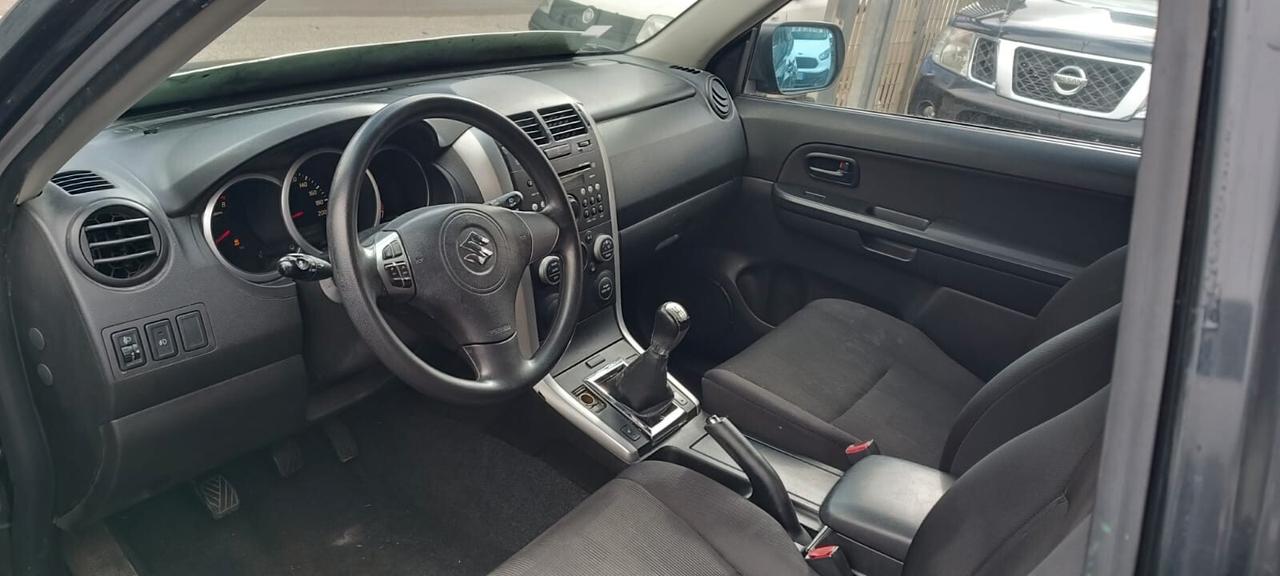 Suzuki Grand Vitara 1.6 16V 3 porte Offroad