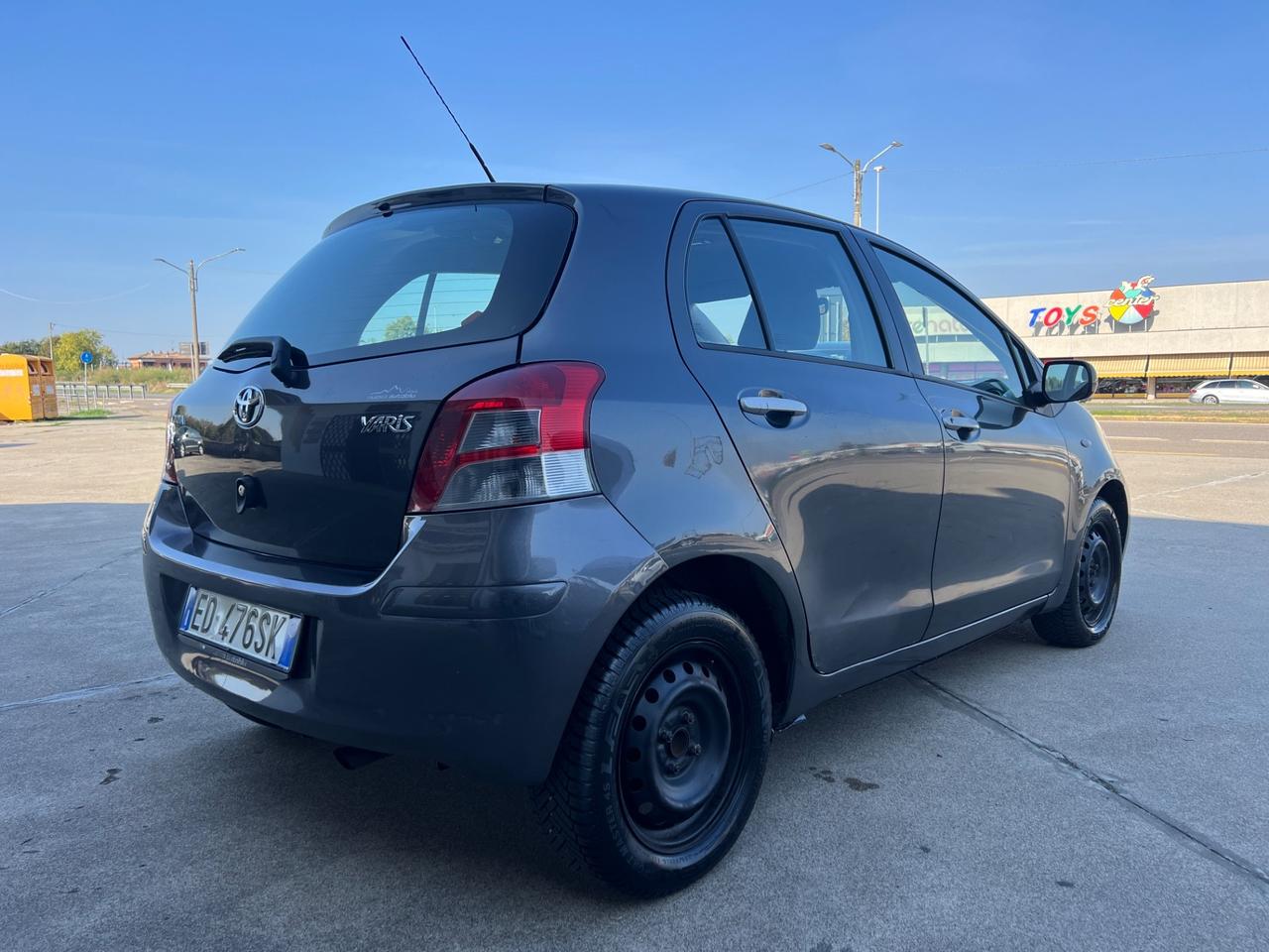 Toyota Yaris 1.3 5 porte Sol