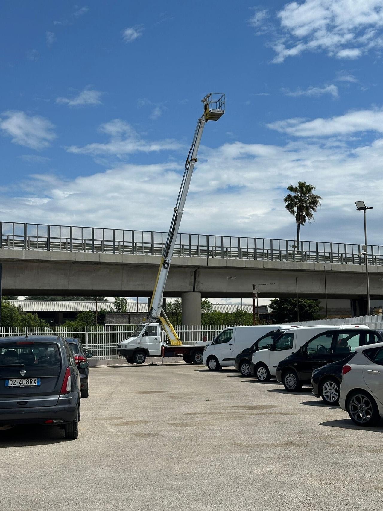 Fiat Daily 35.8 Piattaforma aerea SOLO 12 MILA KM