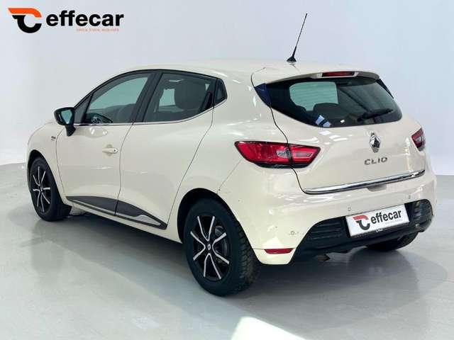 Renault Clio 1.2 75 CV 5 porte Duel