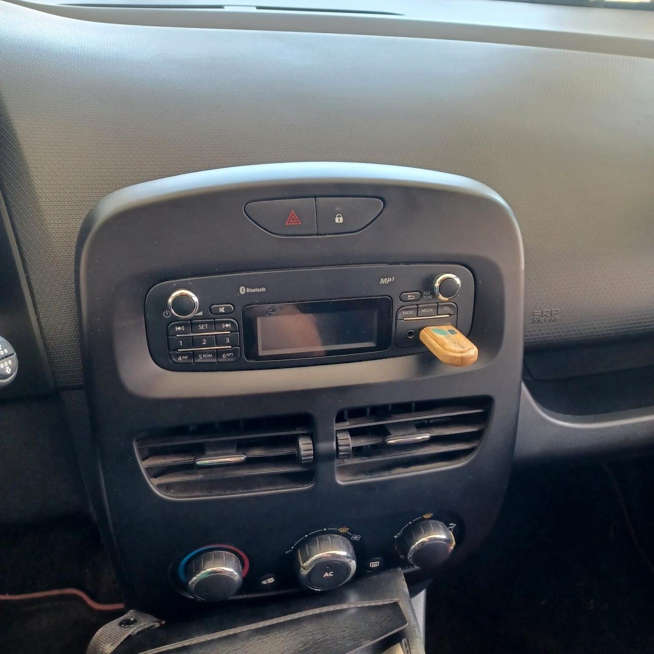 24 MESI DI GARANZIA CLIO 1.5 DCI NEOPATENTATI