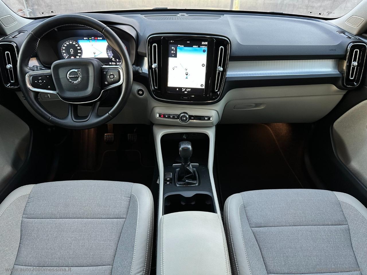 VOLVO XC40 D3 Business Plus