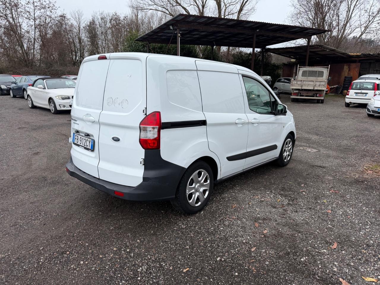 Ford Transit Courier 1.5 TDCi 75CV Van Entry
