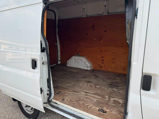 FORD Transit 280M 2.2 TDCi/115 PC-TM Furgone