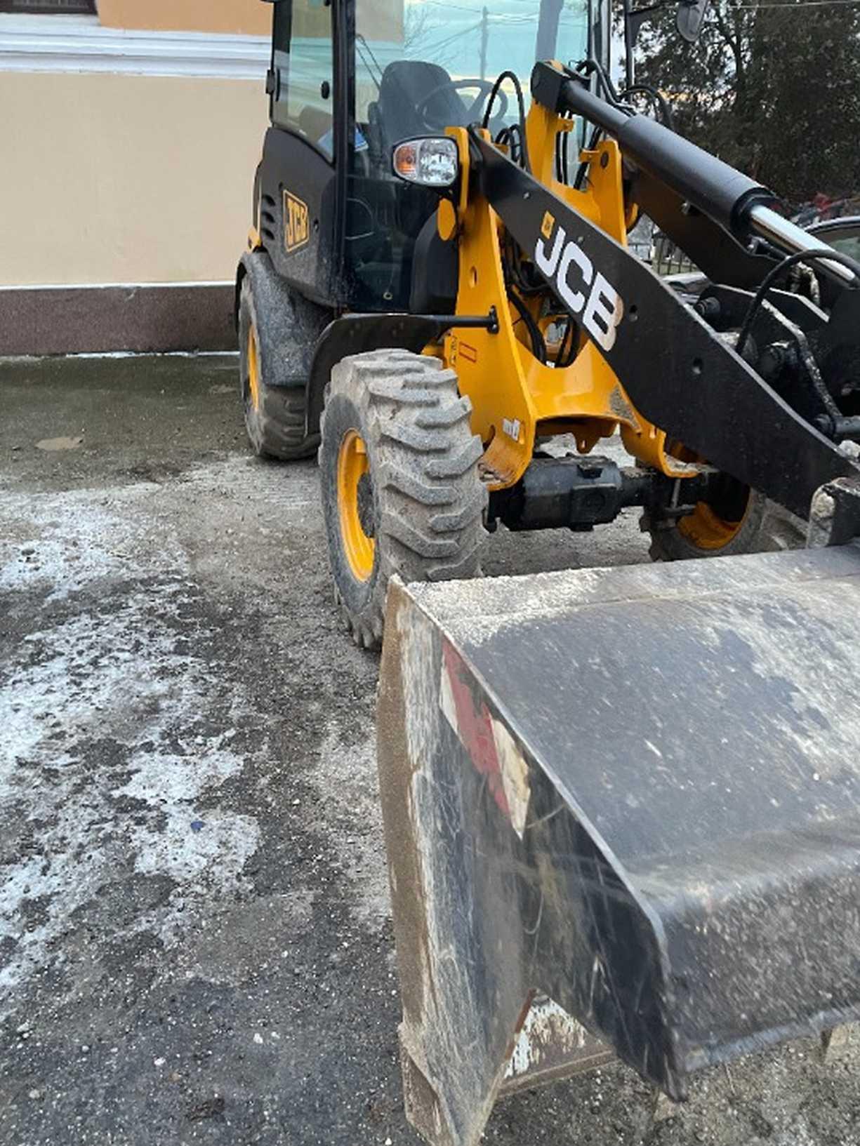 JCB 407 T4