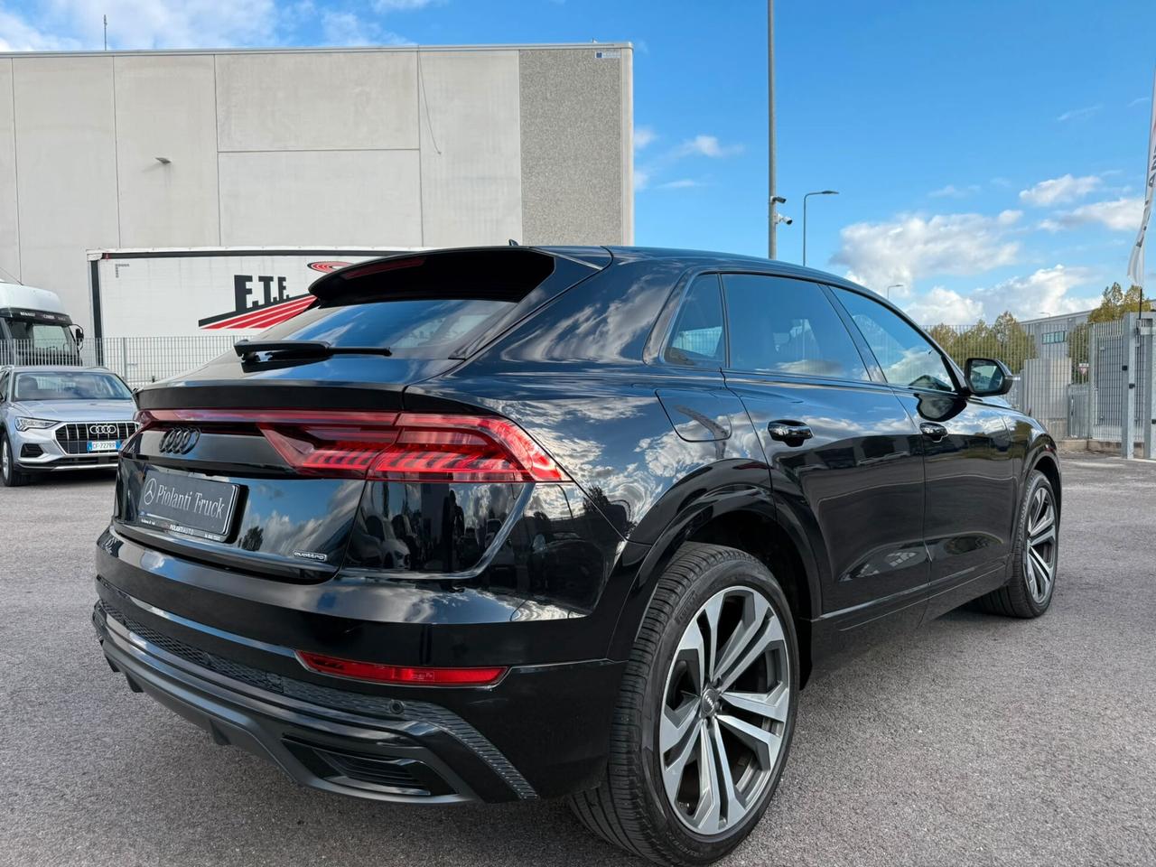 Audi Q8 50 TDI 286 CV quattro tiptronic Sport