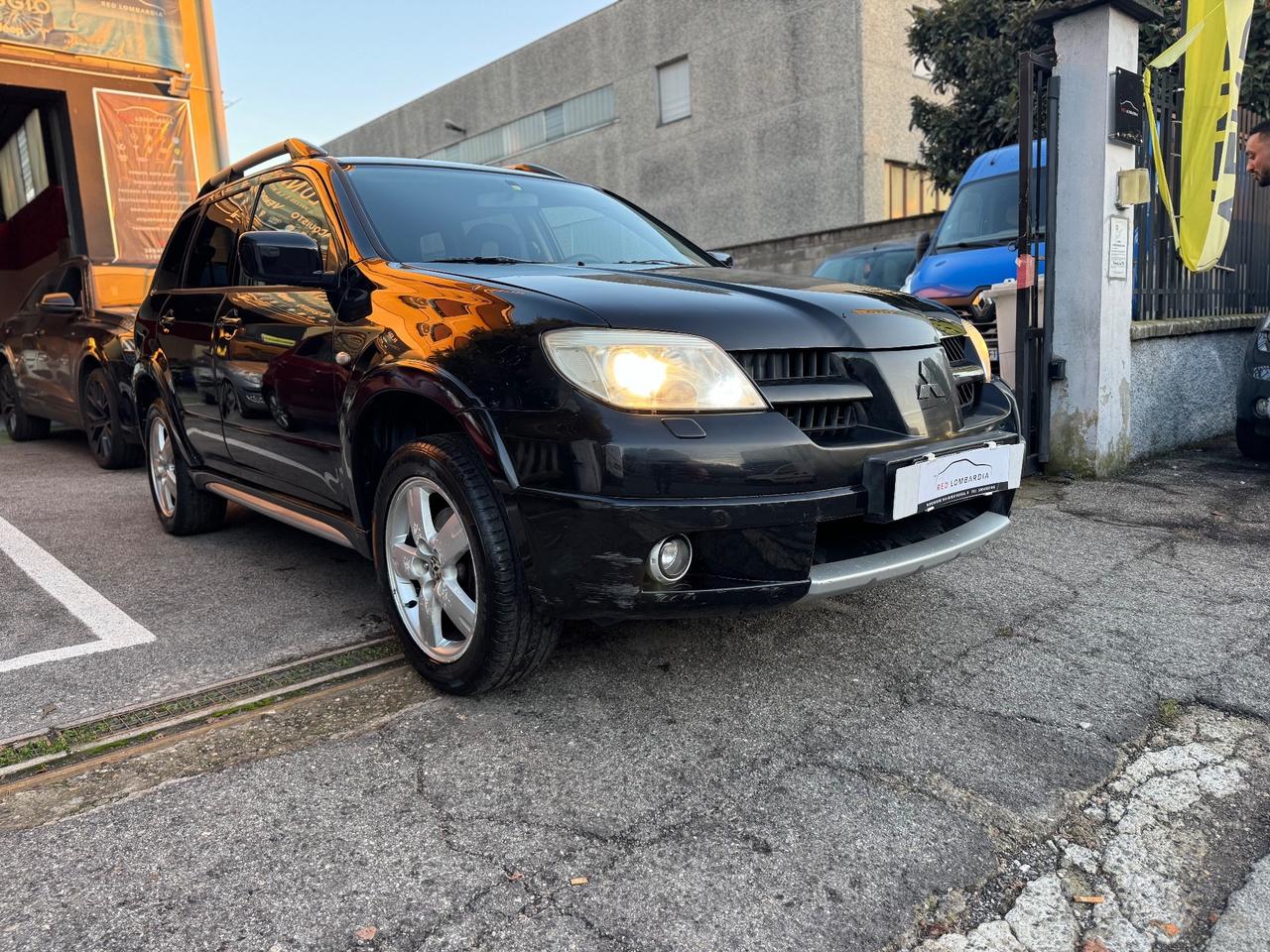 Mitsubishi Outlander 2.0i 16V 4WD