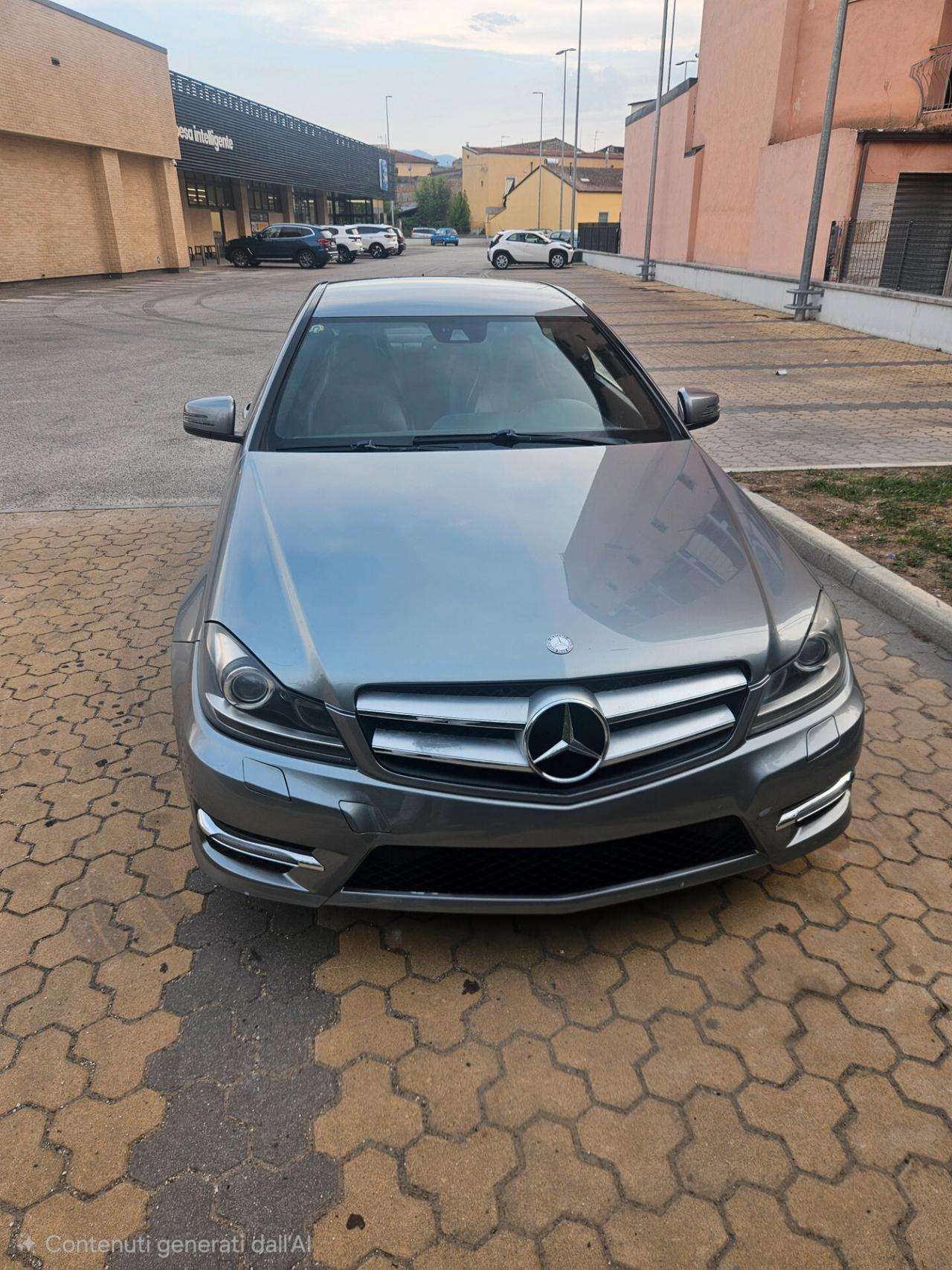 Mercedes-benz C 220 CDI BlueEFFICIENCY Avantgarde