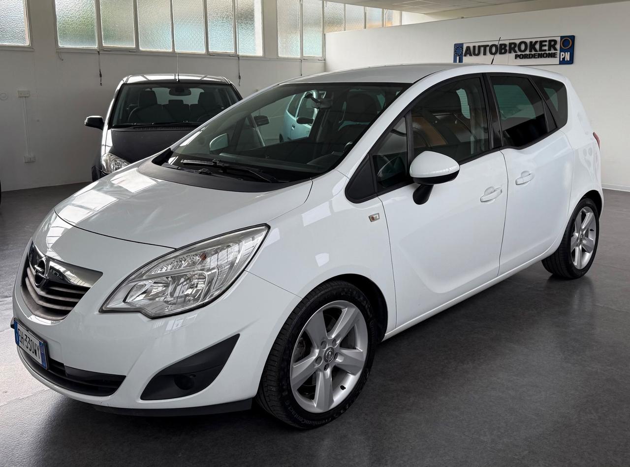 Opel Meriva 1.7 CDTI 110CV b-color