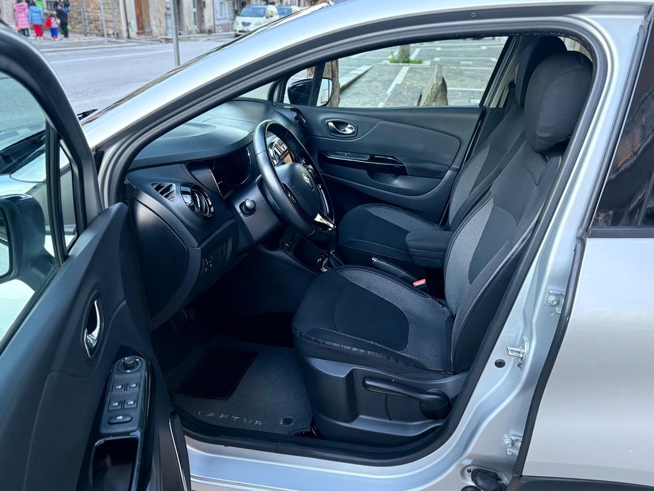 Renault Captur 1.5 dCi 90 CV EDC Energy R-Link LED