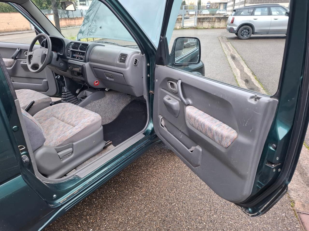 Suzuki Jimny 1.3 benz SOLAMENTE 118.000 km