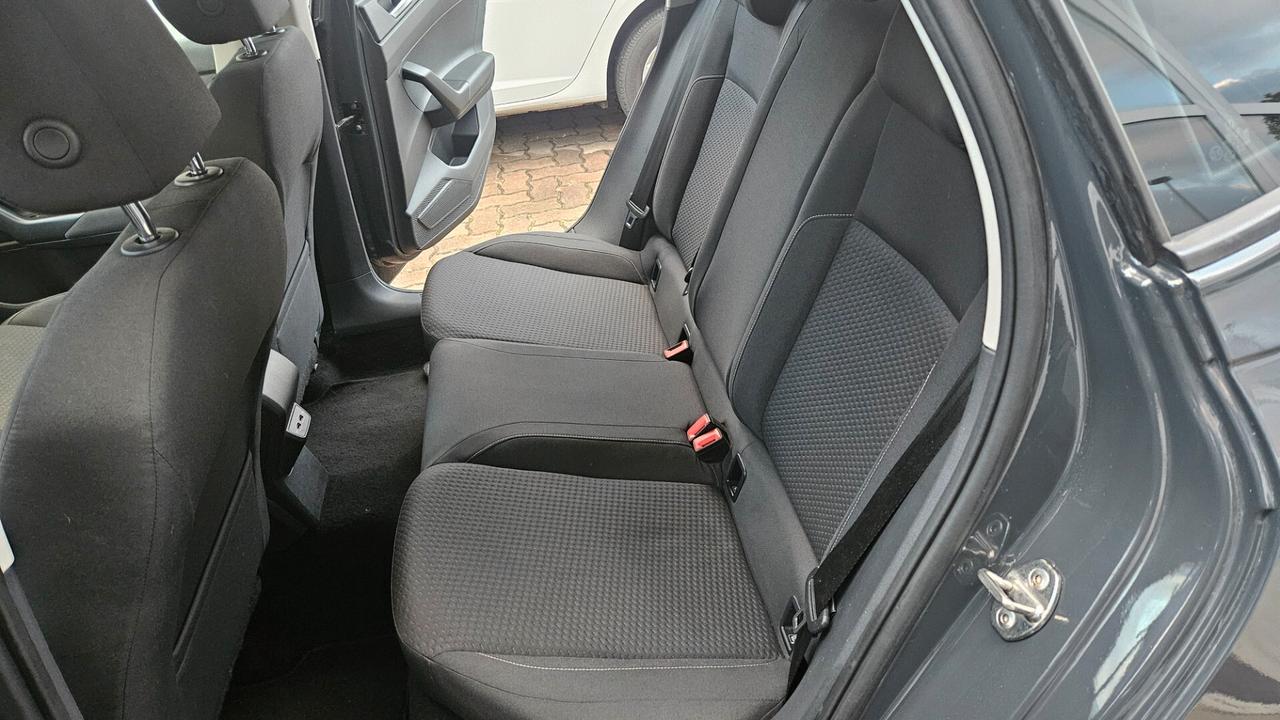 Volkswagen Polo 5p 1.0 evo Comfortline 65cv CLIMA AUT-CARPLAY