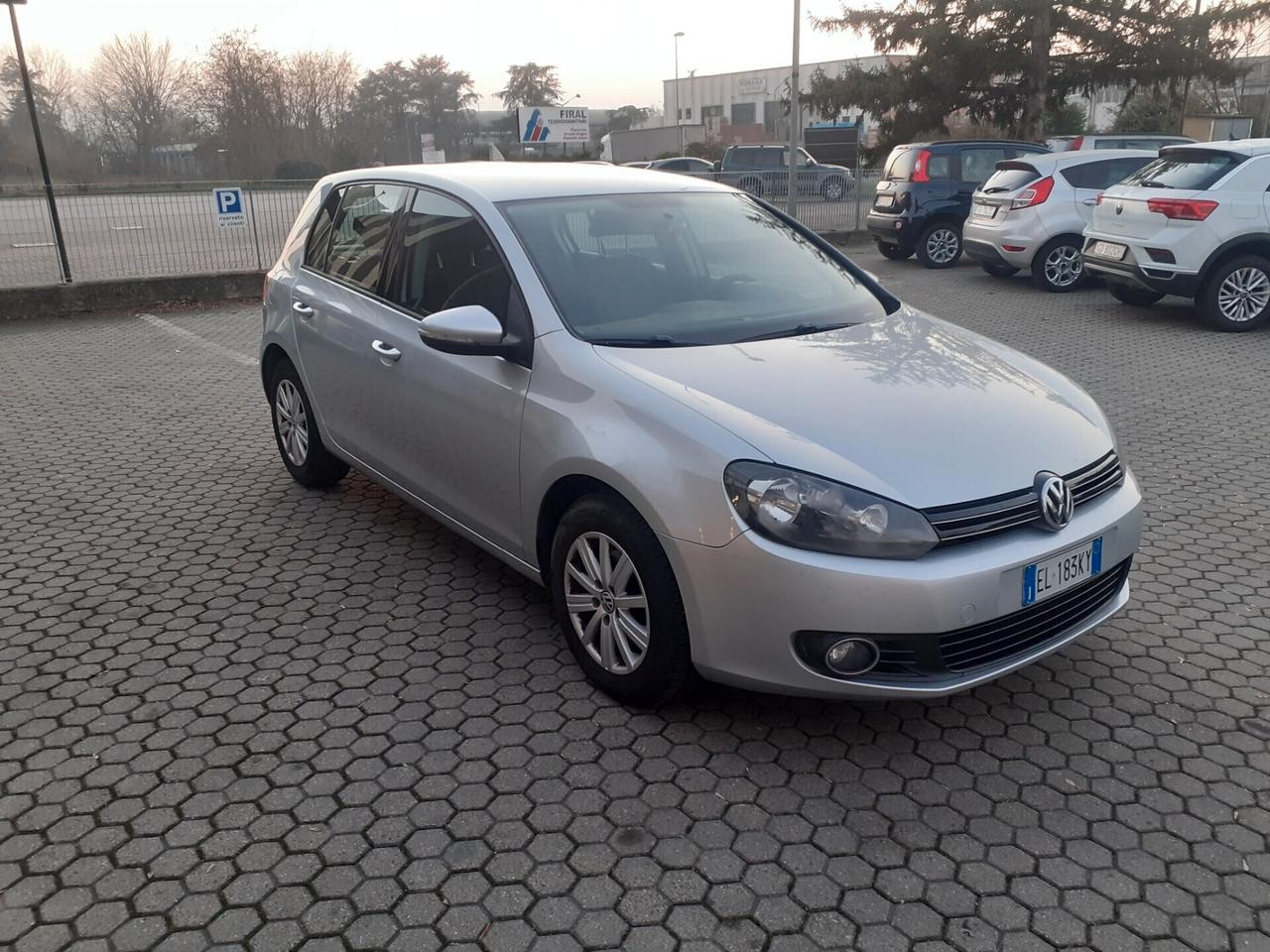 Volkswagen Golf 1.6 TDI DPF 5p. Highline