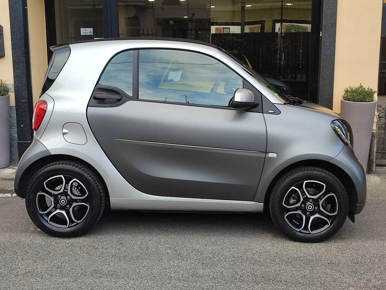 Smart ForTwo 70 1.0 Prime twinamic my 18 solo km 15.356