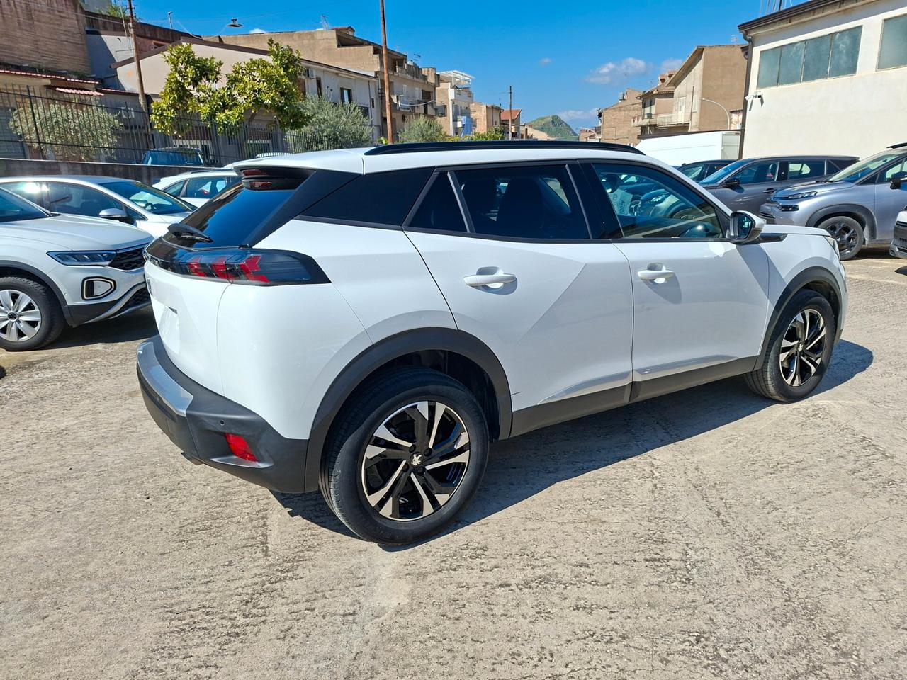 Peugeot 2008 PureTech 100 S&S Allure