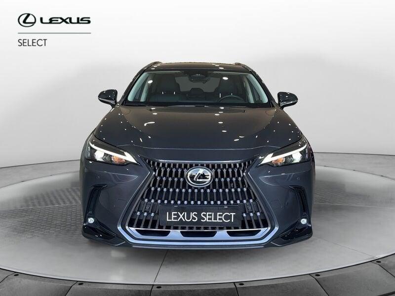 Lexus NX Plug-in 4WD Premium + AZIENDALE IVA ESPOSTA